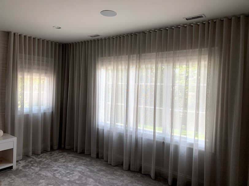 bedroom corner ripplefold