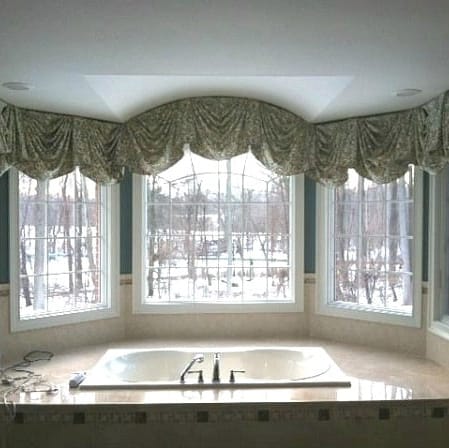 kimluikert-bathroom-valance